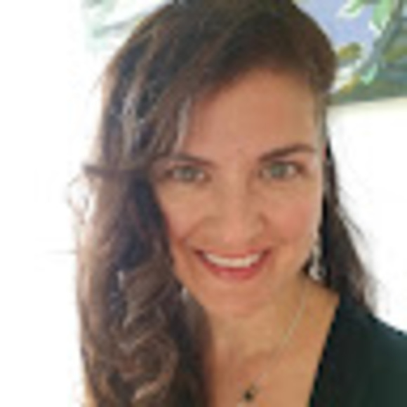 Meet your Posher, Kristin - Picture 1 of 1
